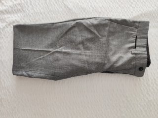 Traje gris hombre