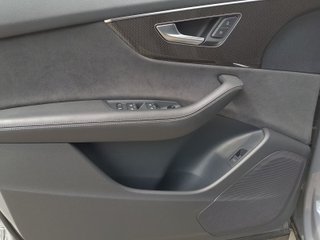 AUDI Q8 50 TDI Black Line Plus quattro tip