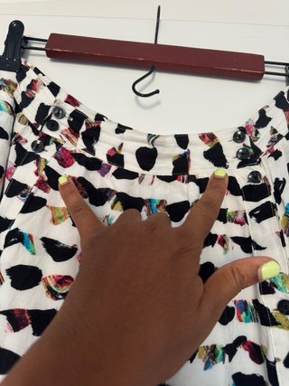 Falda H&M Estampado Abstracto Talla L