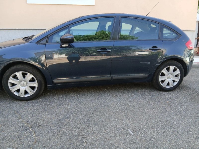 Citroen C4 2009 - foto 1