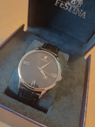Reloj Festina Hombre Negro y Plateado
