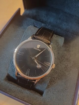 Reloj Festina Hombre Negro y Plateado