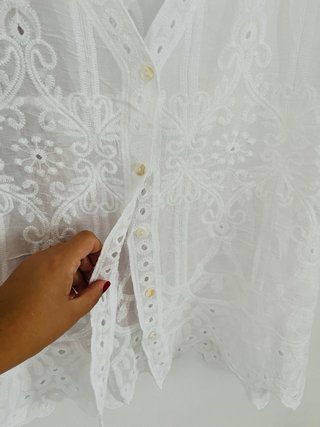Blazer blanco bordado talla única