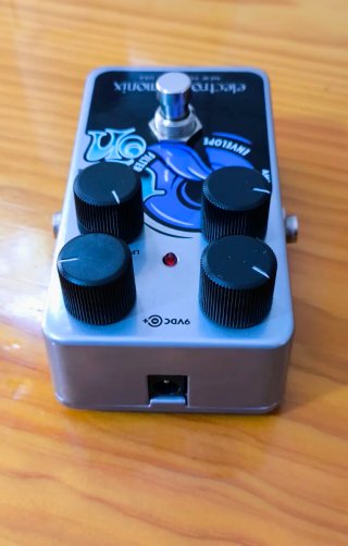 Pedal Q-Tron Nano Guitarra Bajo