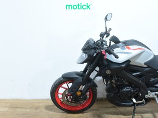 YAMAHA MT-125