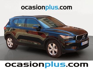 Volvo XC40 T3 Momentum Core 120 kW (163 CV)