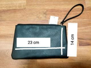 Bolso de mano / Neceser negro con asa nuevo