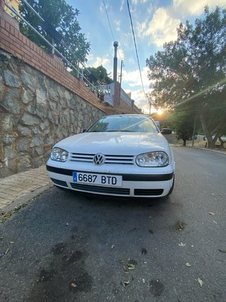 Volkswagen Golf 2002