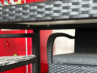 Tavolo da pranzo in rattan e vetro per 4 sedie