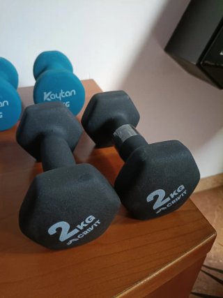 Conjunto de Mancuernas 2kg y 3kg Kaytan Crivit