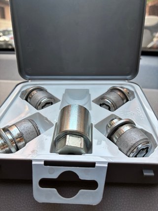 Tornillos Antirrobo Toyota Lexus