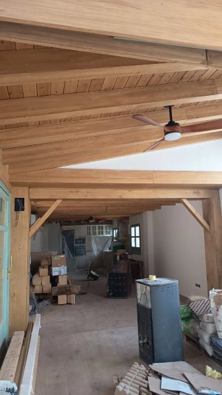 Pérgolas y techos de madera a medida