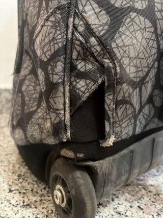 Zaino trolley Invicta grigio nero con ruote