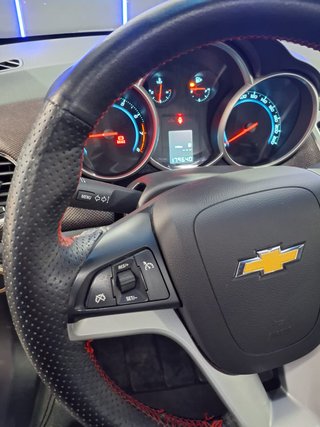 CHEVROLET CRUZE Hatchback 1.6 124