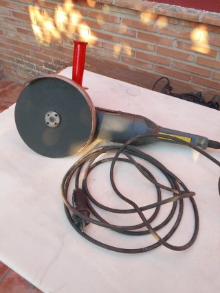 Radial 2100W