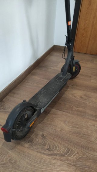 Patinete Eléctrico Xiaomi Negro