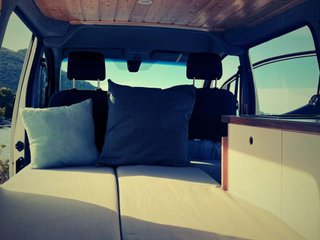 NISSAN nv200