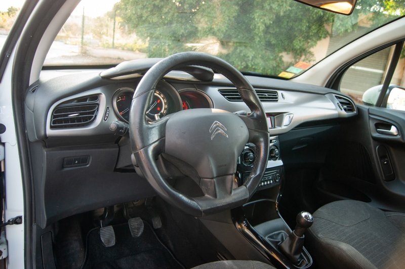 Citroën C3 1.2 PureTech Feel 2017, foto 11