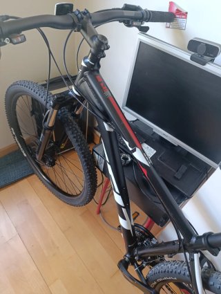 BICICLETA FELT DE 27.5
