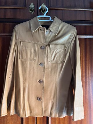 Chaqueta de cuero ovino marrón claro