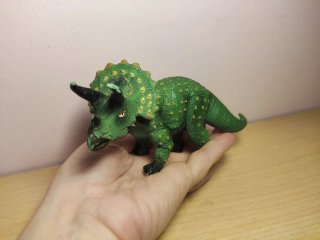 Lote 3 figuras dinosaurios Triceratops
