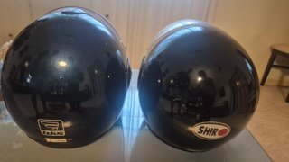 Cascos de moto negros