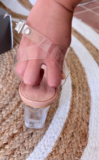 Sandalias ÉTIKA Vinilo Transparente Tacón Beige