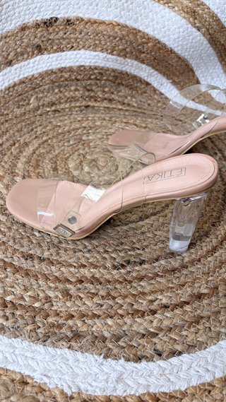 Sandalias ÉTIKA Vinilo Transparente Tacón Beige