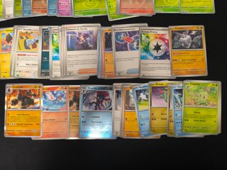 Lote cartas Pokémon - Castellano / 154 Cartas