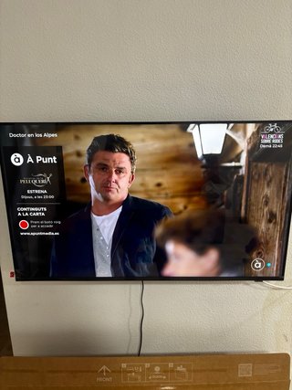 Samsung 43” Crystal UHD U7000F Seminuevo