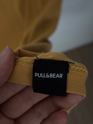 Camiseta Pull&Bear amarilla Talla L