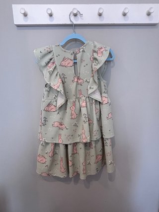 Vestido conejitos talla 2-3 años