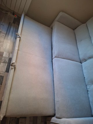 Sofá cama 3 plazas beige nuevo.