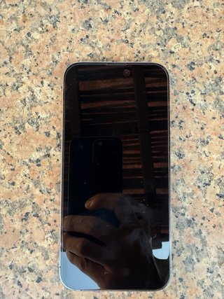 iPhone 14 Pro Max Morado