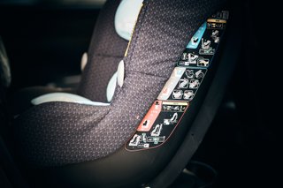 Silla coche bebé 3 puntos anclaje