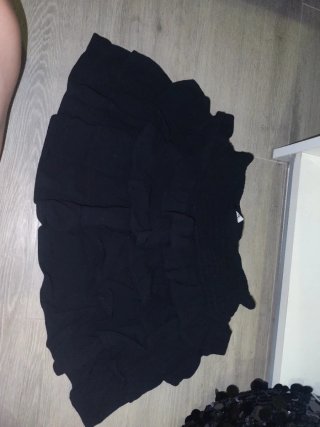 Falda corta negra