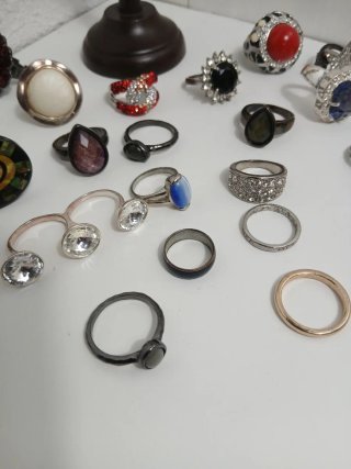 Lote 28 Anillos Bisutería Vintage Y2K