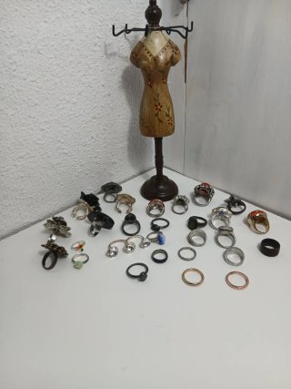 Lote 28 Anillos Bisutería Vintage Y2K
