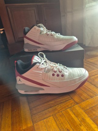 Nike Jordan Max Aura Zapatilla Baloncesto