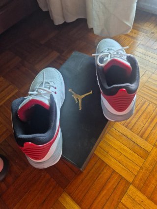 Nike Jordan Max Aura Zapatilla Baloncesto
