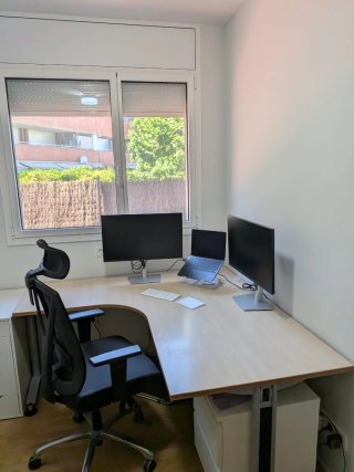 Escritorio esquinero en L grande - 160x160 cm