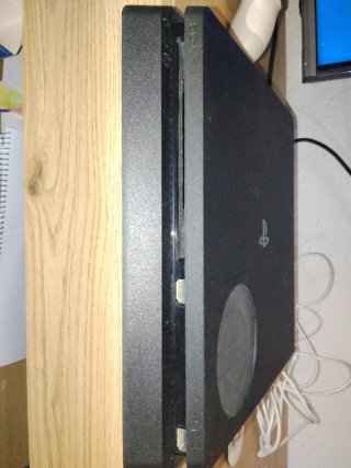 PS4 Slim 1 tb