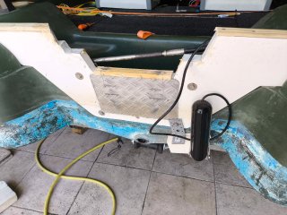 Rigiflex cap370 barca pesca polietileno