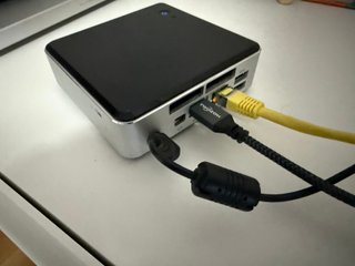 Intel NUC i5 16GB RAM 250GB SSD