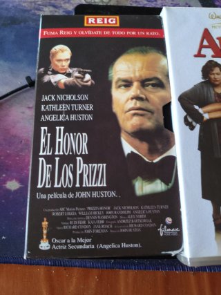 Lote 4 Películas VHS: Prizzi, Annie, Kids, 101 Dál
