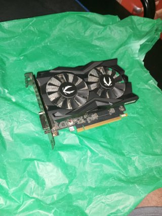 GeForce GTX 1650 AMP 4GB DDR5