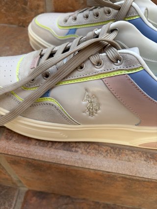 Zapatillas U.S. Polo Assn. Beige y Azul