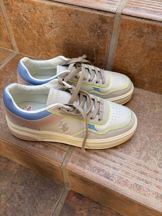 Zapatillas U.S. Polo Assn. Beige y Azul