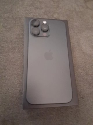 iPhone 16 Pro Max Gris plomo 256 GB