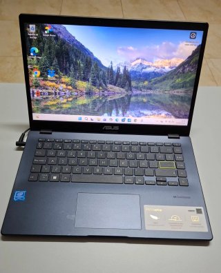 Portátil ASUS VivoBook 64 GB